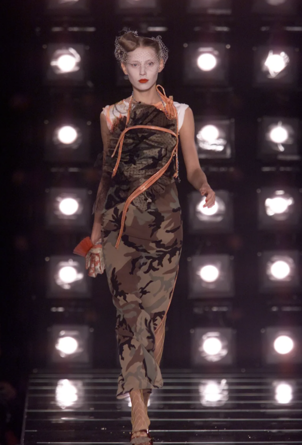 Christian Dior           |     S/S 2001